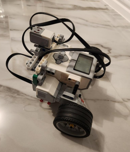 LEGO EV3 robot setup for the first robotics project